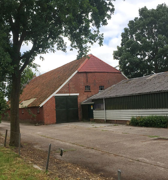 agrarisch pand in siddeburen